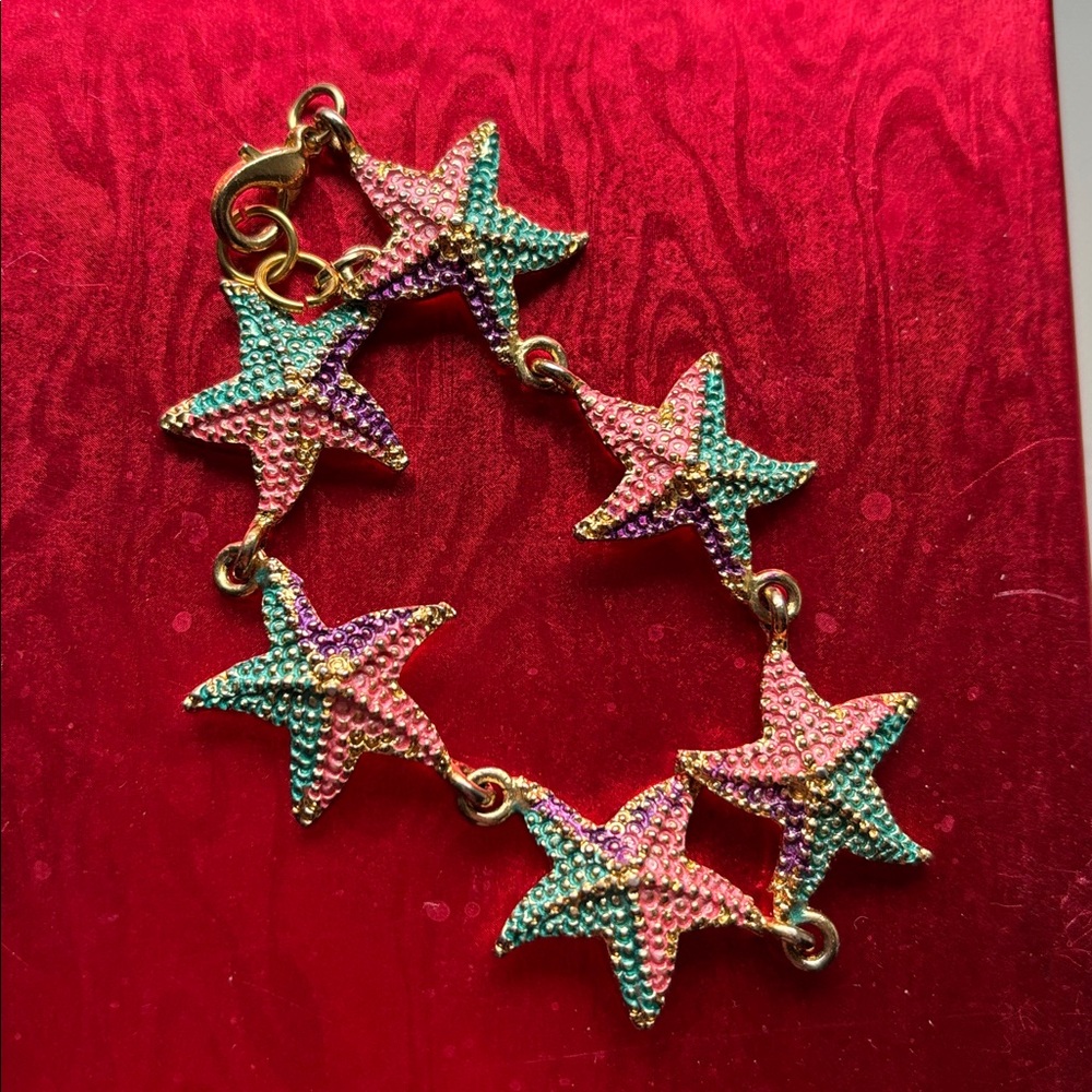 🟢New Multicolored Starfish Charm Bracelet Gold Tone, Turquoise, Purple & Pink